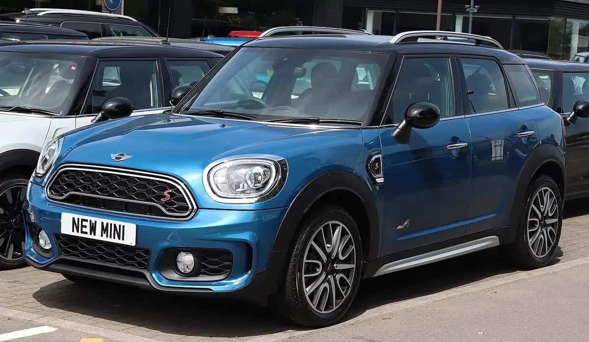 מיני קאנטרימן (2016-2023) - צילום: Vauxford
