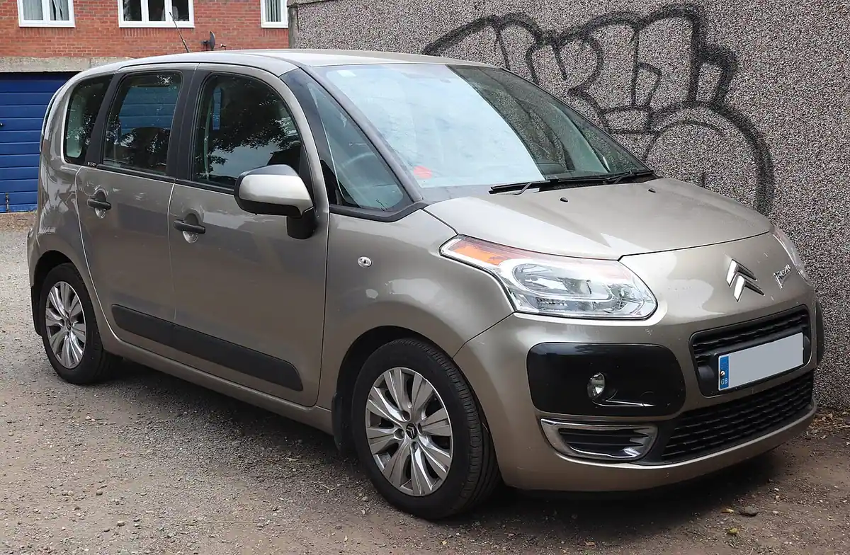סיטרואן C3 פיקאסו - צילום: Vauxford