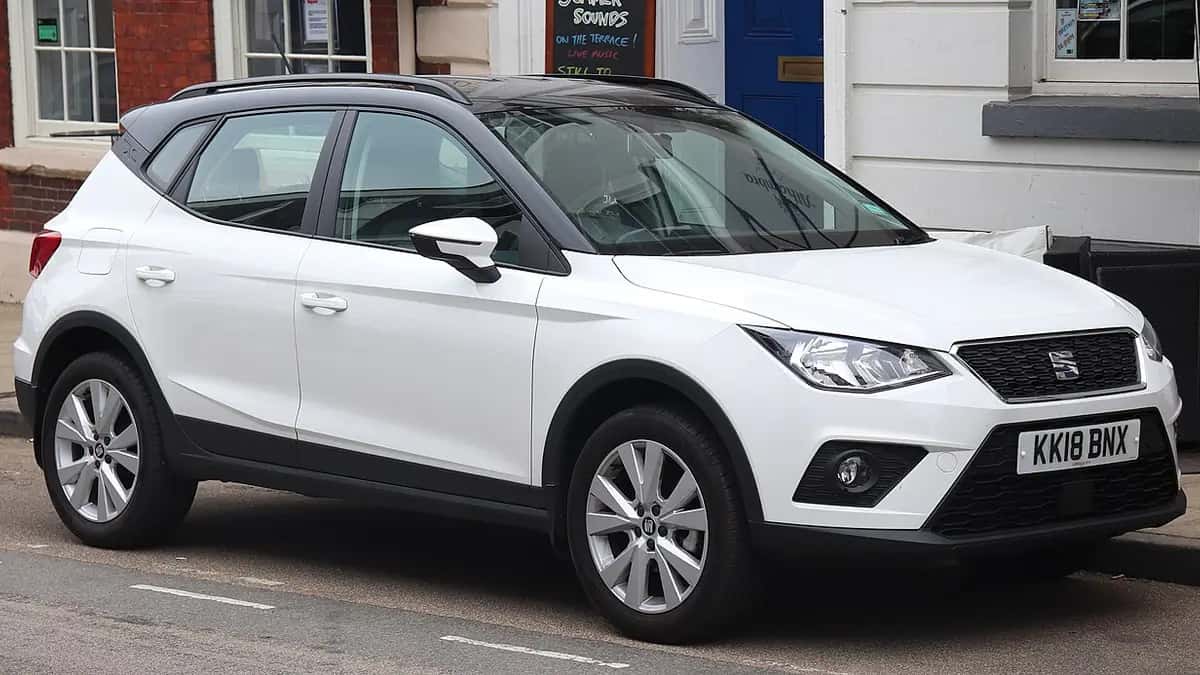 סיאט ארונה - צילום: Vauxford