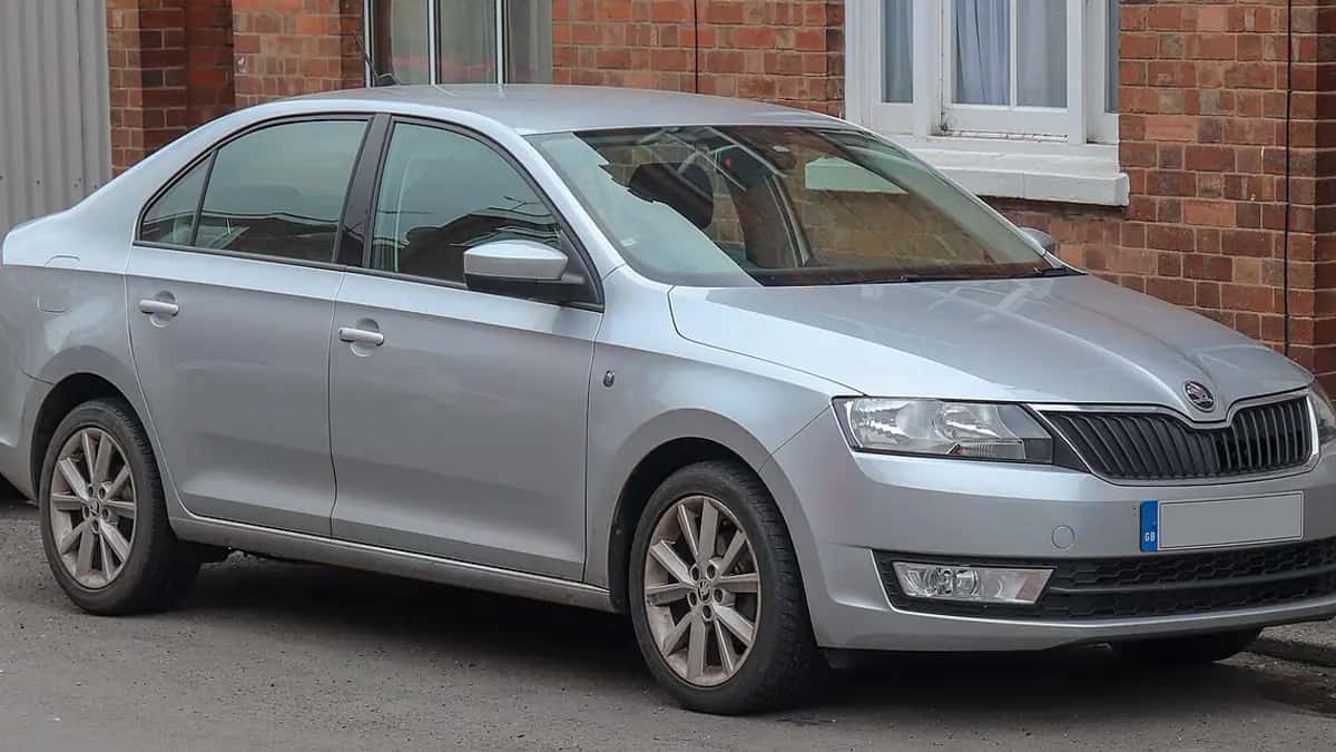 סקודה ראפיד - צילום: Vauxford