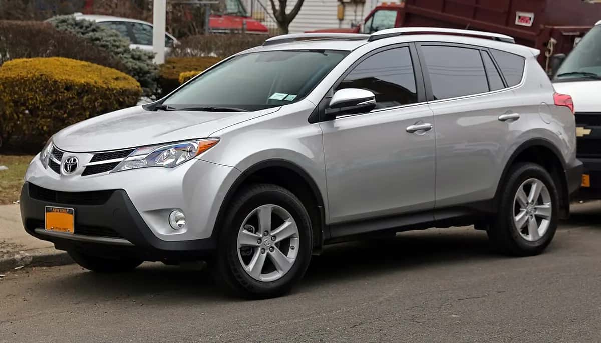 טויוטה RAV4 (2012-2018) - צילום: Mr.choppers