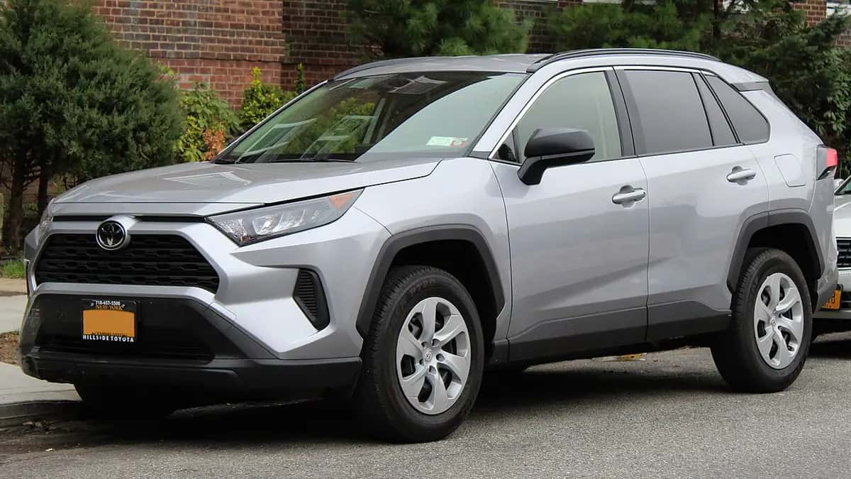 טויוטה RAV4 (2018-2025) - צילום: Kevauto