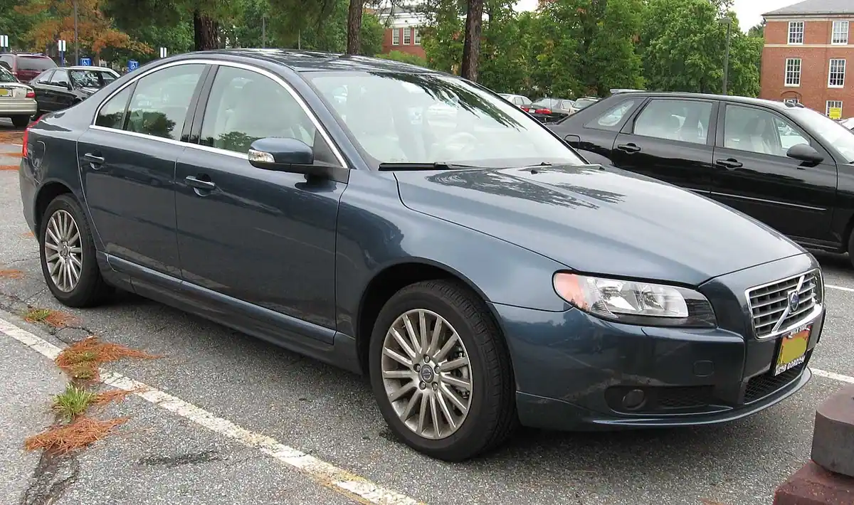 וולוו S80 (2005-2016) - צילום: IFCAR